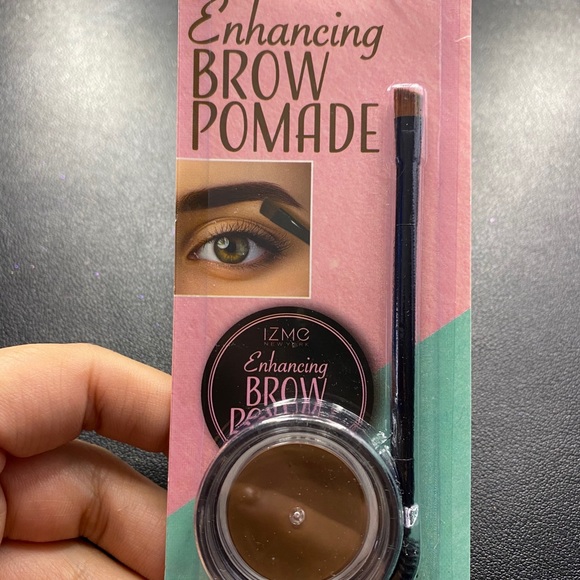 IZME: Enhancing Brow Pomade